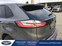 2022 Ford Edge ST