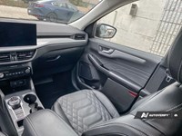 2023 FORD ESCAPE PLATINUM AWD