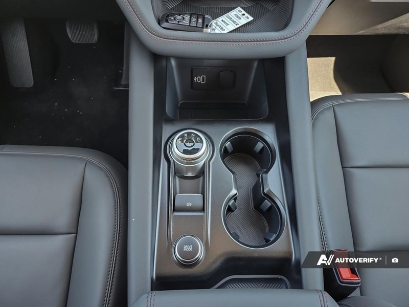 2026 Ford Explorer Active W/200A Pkg 4WD