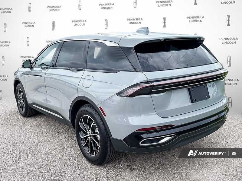 2026 Lincoln Nautilus Premiere AWD