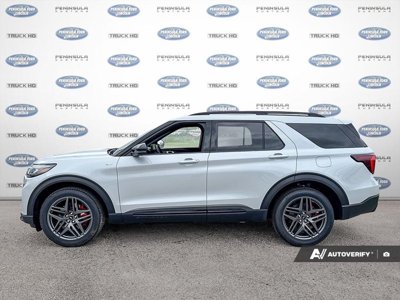 2026 Ford Explorer St-Line 4WD