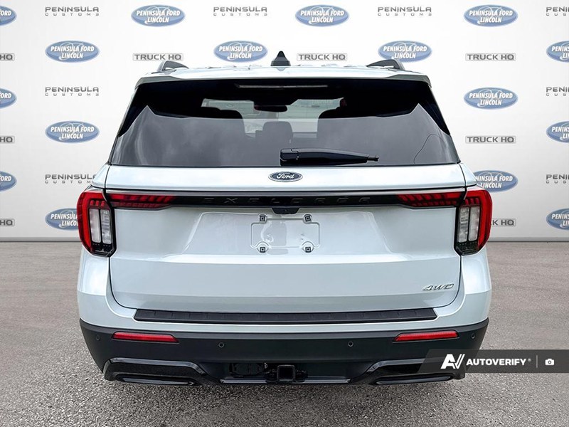 2026 Ford Explorer St-Line 4WD
