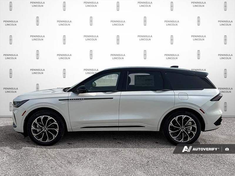 2026 Lincoln Nautilus Reserve AWD