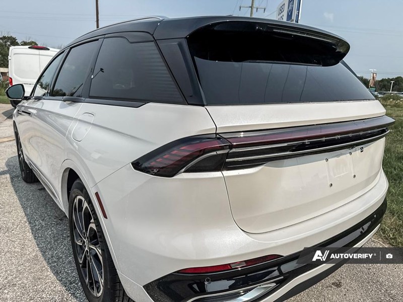 2026 Lincoln Nautilus Reserve AWD