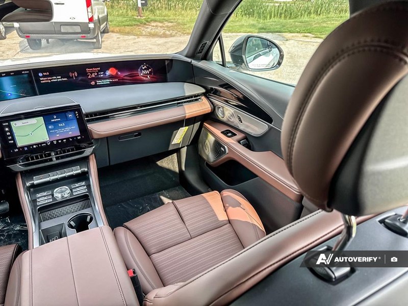 2026 Lincoln Nautilus Reserve AWD
