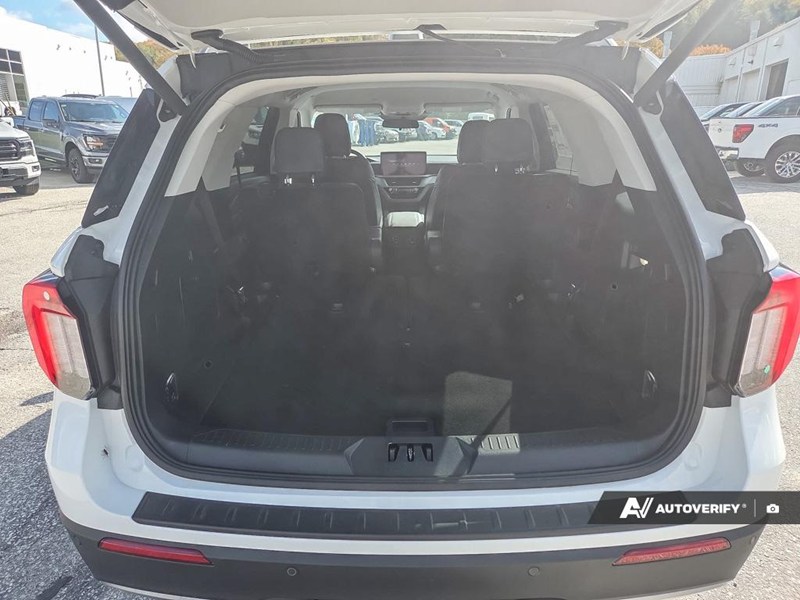 2026 Ford Explorer Active W/200A Pkg 4WD