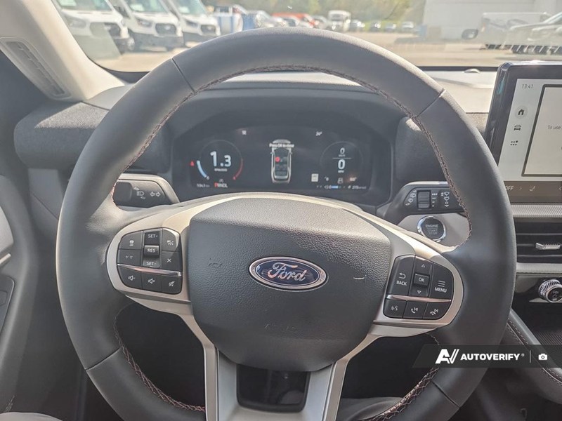 2026 Ford Explorer Active W/200A Pkg 4WD