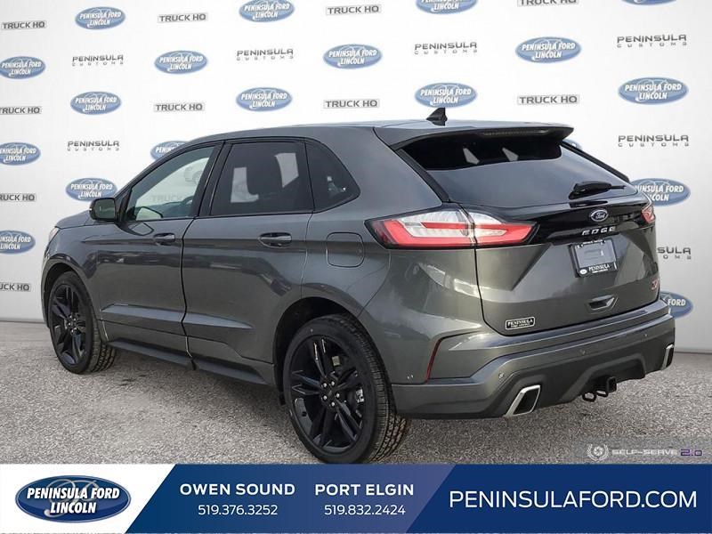 2022 Ford Edge ST