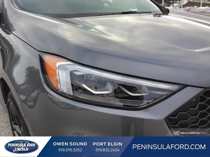 2022 Ford Edge ST