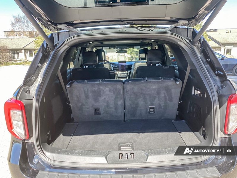 2022 Ford Explorer ST 4WD
