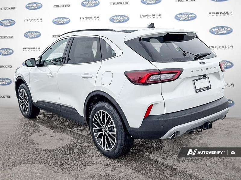 2026 Ford Escape PHEV FWD