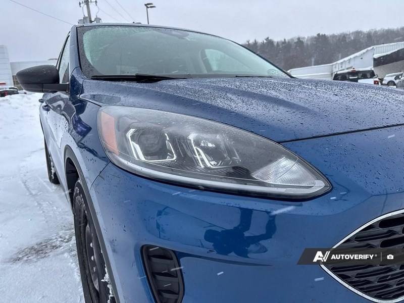 2022 FORD ESCAPE SE HYBRID AWD