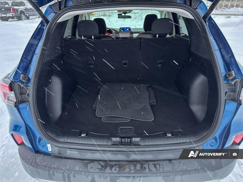 2022 FORD ESCAPE SE HYBRID AWD