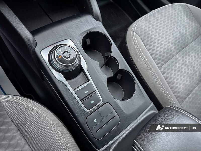 2022 FORD ESCAPE SE HYBRID AWD