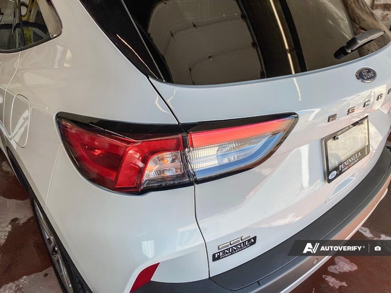 2022 Ford Escape Sel AWD