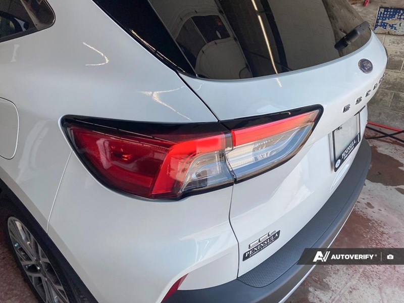 2022 Ford Escape Sel AWD