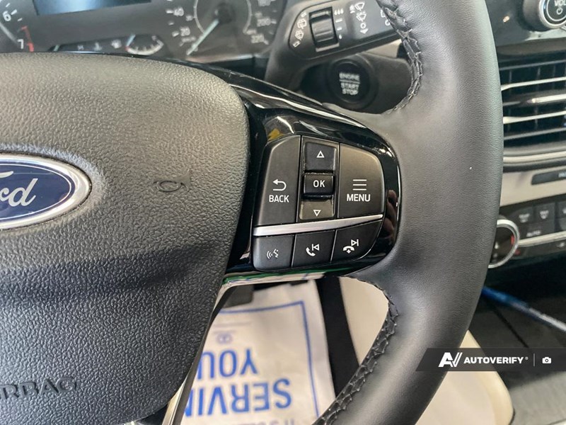 2022 Ford Escape Sel AWD