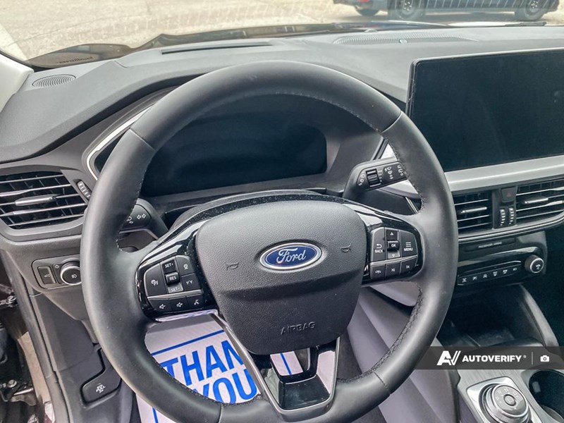 2023 FORD ESCAPE PLATINUM AWD