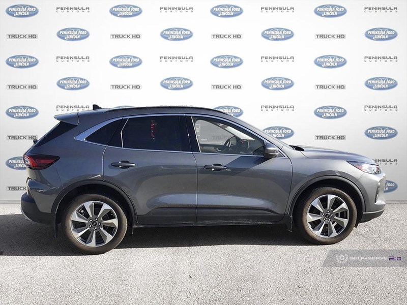 2024 FORD ESCAPE PLATINUM AWD