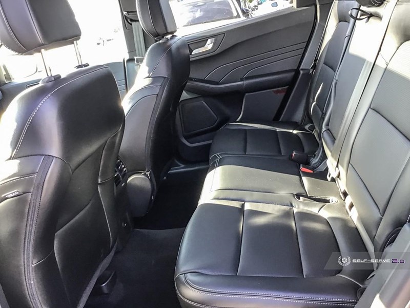 2024 FORD ESCAPE PLATINUM AWD