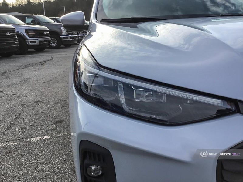 2025 FORD ESCAPE PLATINUM AWD