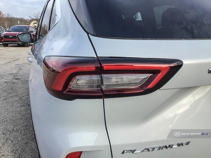 2025 FORD ESCAPE PLATINUM AWD