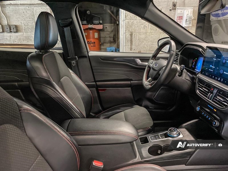 2024 Ford Escape ST-Line AWD