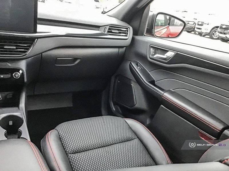 2025 FORD ESCAPE ST-LINE AWD