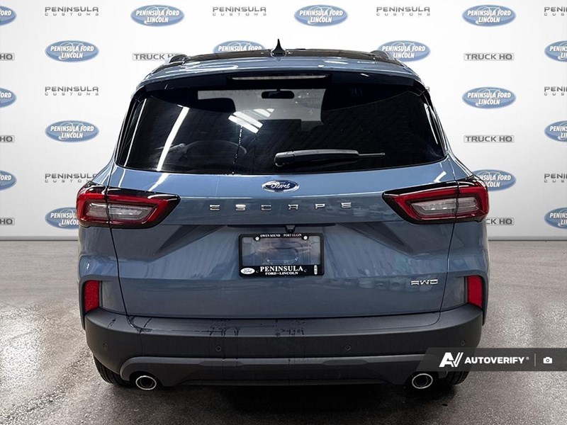 2026 Ford Escape ST-Line AWD