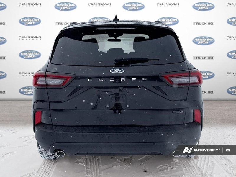 2026 Ford Escape ST-Line AWD