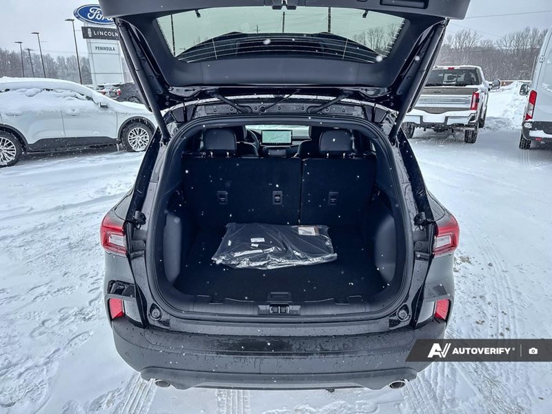 2026 Ford Escape ST-Line AWD