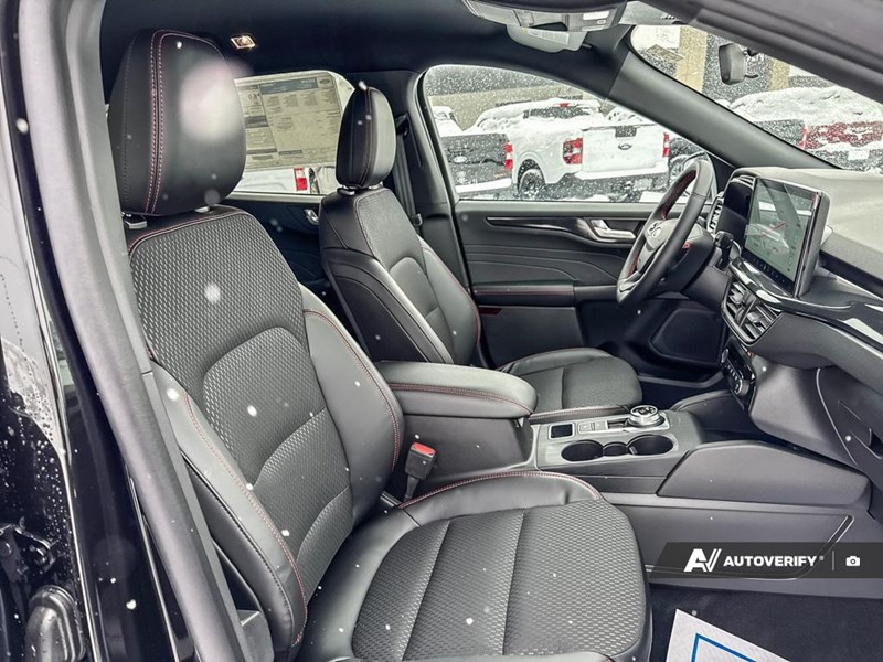 2026 Ford Escape ST-Line AWD