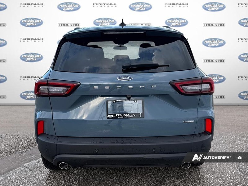 2026 Ford Escape ST-Line AWD