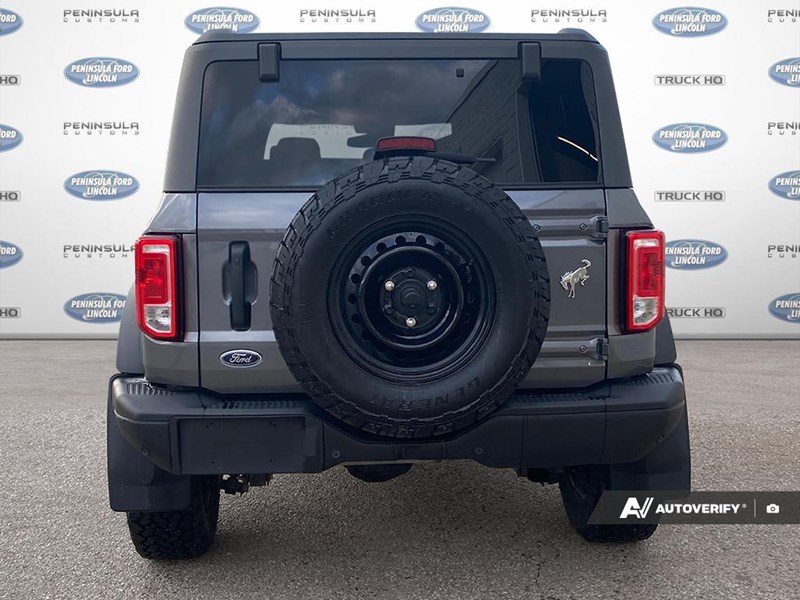 2023 FORD BRONCO BLACK DIAMOND 4 DOOR 4X4