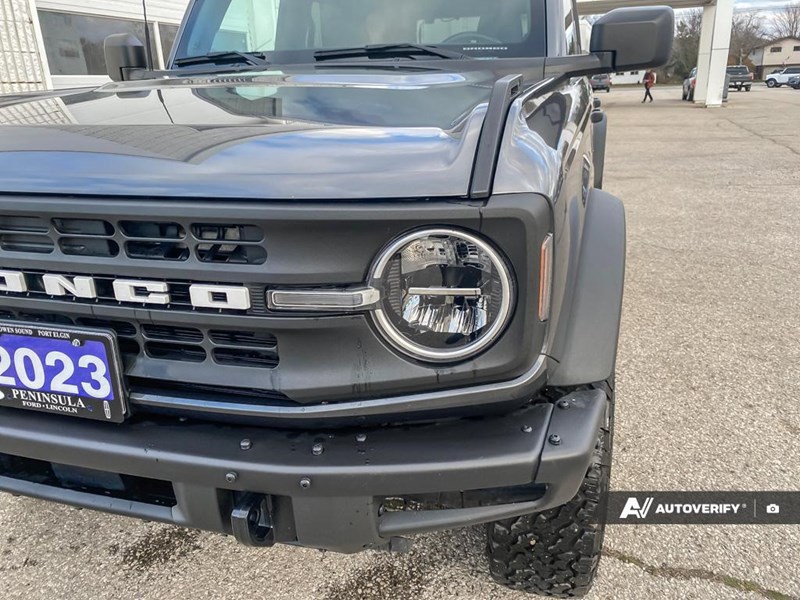 2023 FORD BRONCO BLACK DIAMOND 4 DOOR 4X4