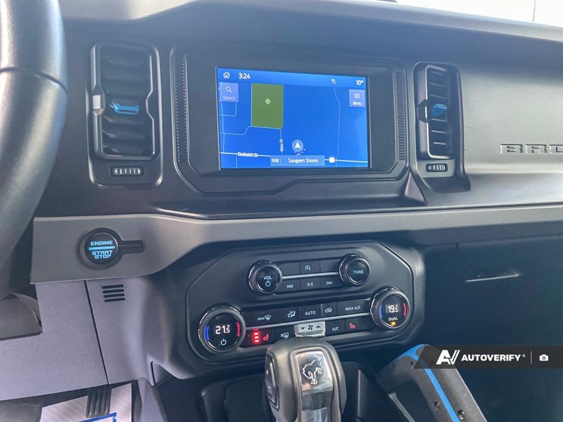 2023 FORD BRONCO BLACK DIAMOND 4 DOOR 4X4