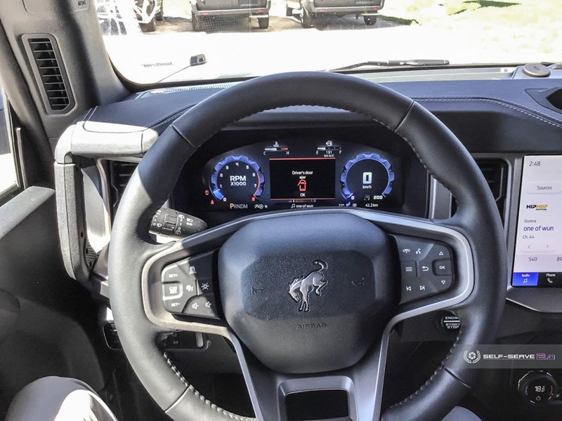 2025 FORD BRONCO OUTER BANKS 4 DOOR 4X4
