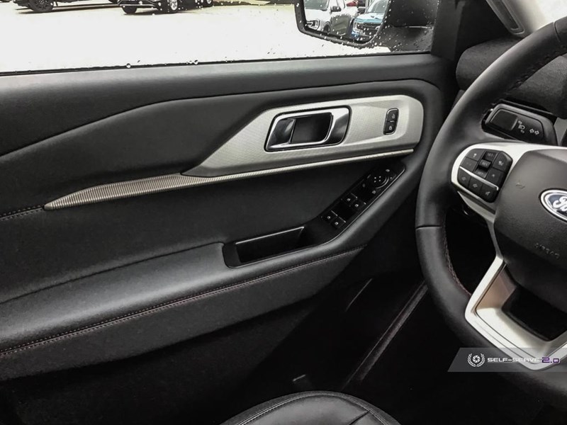 2025 FORD EXPLORER ACTIVE 4WD