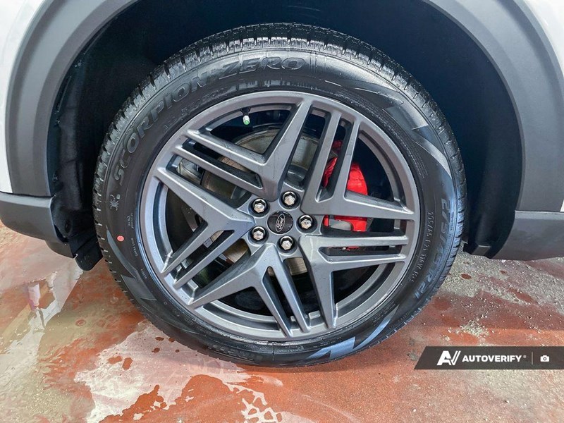 2026 Ford Explorer ST-Line 4WD