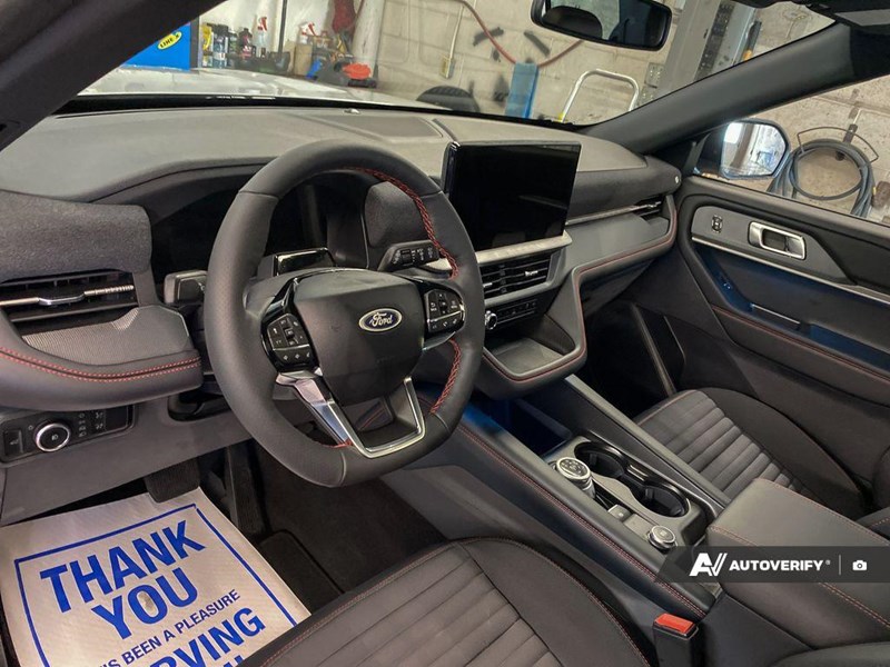 2026 Ford Explorer ST-Line 4WD