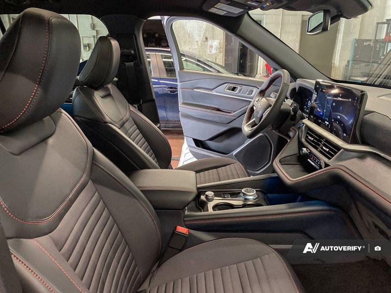 2026 Ford Explorer ST-Line 4WD