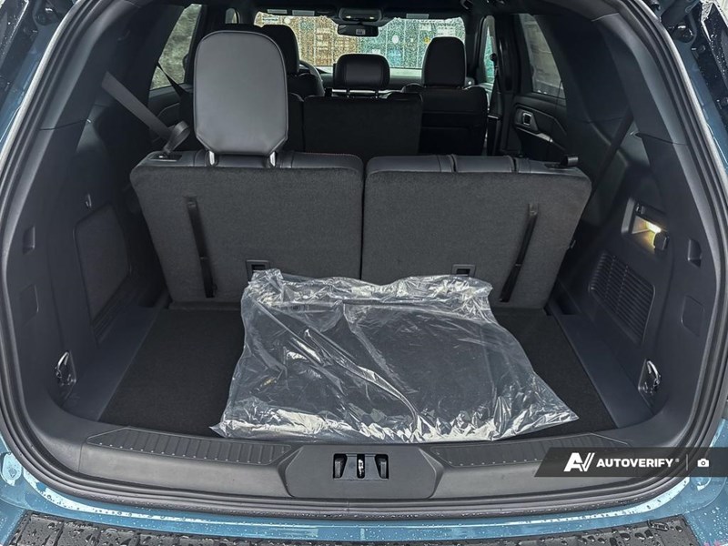 2026 Ford Explorer ST-Line 4WD