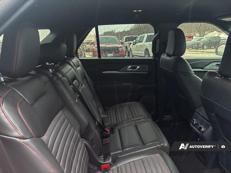 2026 Ford Explorer ST-Line 4WD