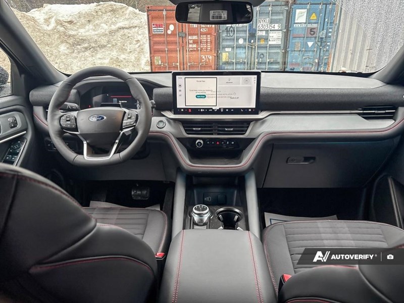 2026 Ford Explorer ST-Line 4WD