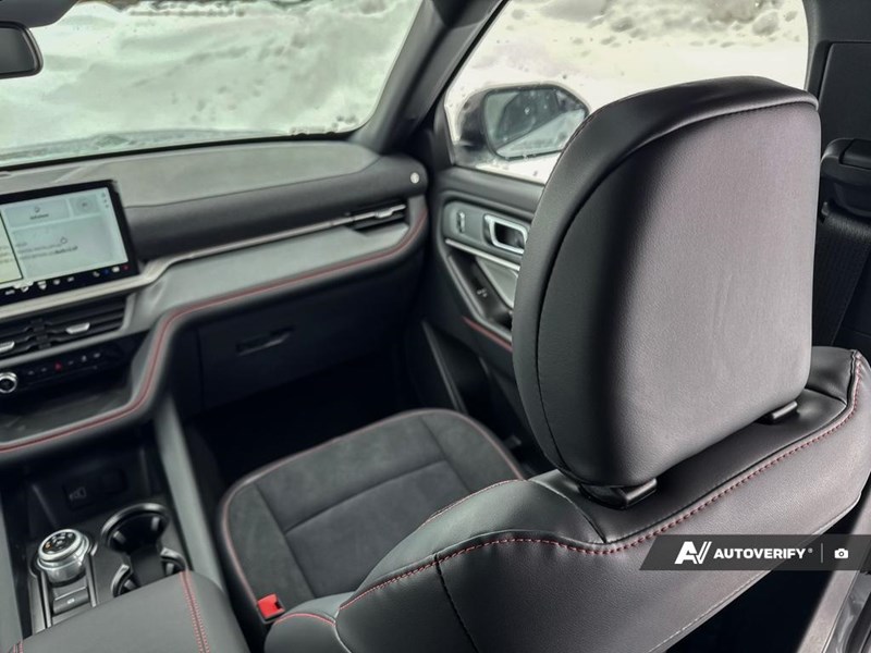 2026 Ford Explorer ST 4WD