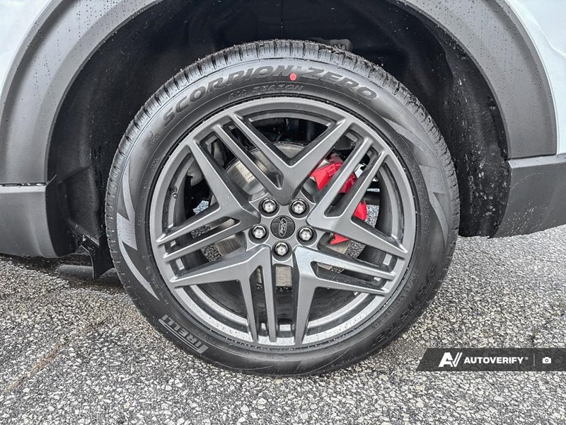 2026 Ford Explorer ST 4WD