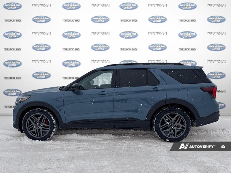 2026 Ford Explorer ST 4WD