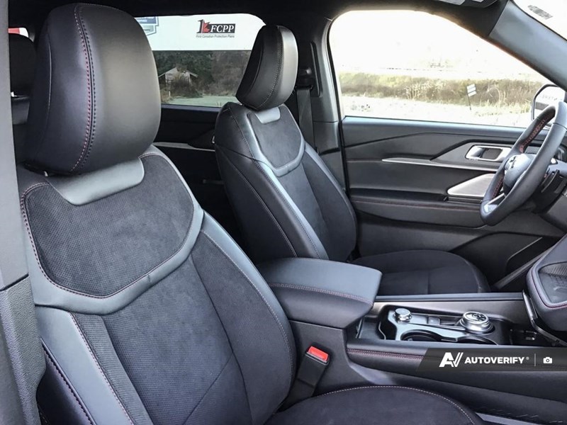 2025 FORD EXPLORER ST 4WD