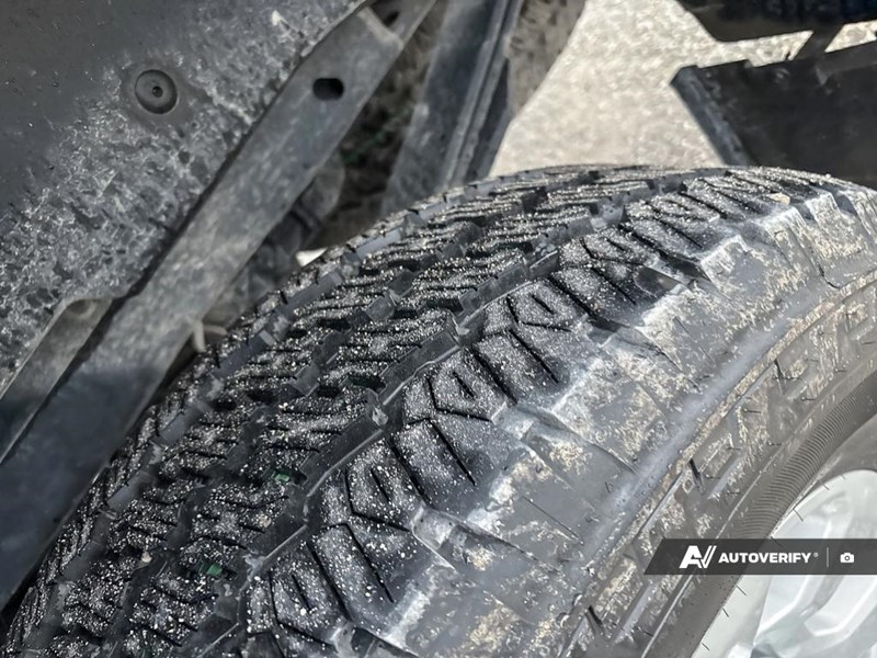 2024 FORD F-250 XLT 4WD CREW CAB 6.75' BOX