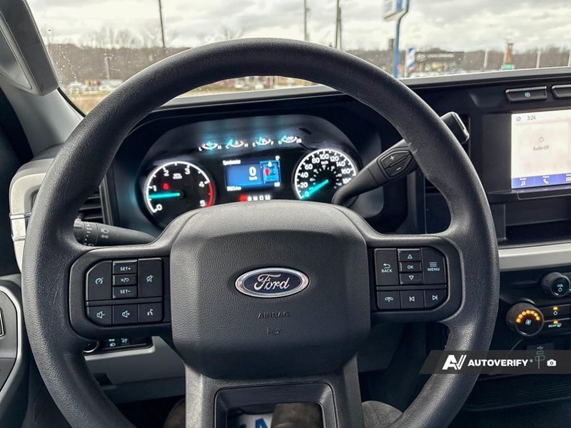 2024 FORD F-250 XLT 4WD CREW CAB 6.75' BOX